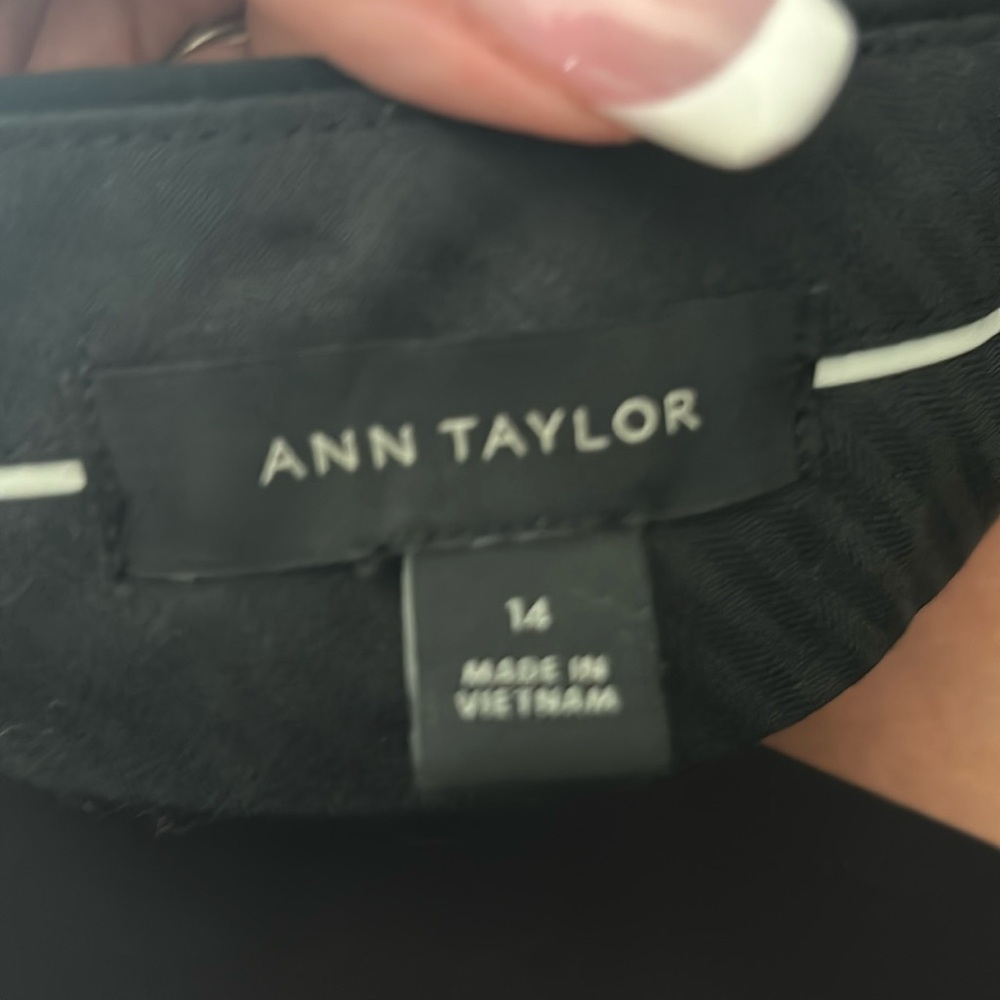 NWOT Ann Taylor size 14 Black trousers never worn